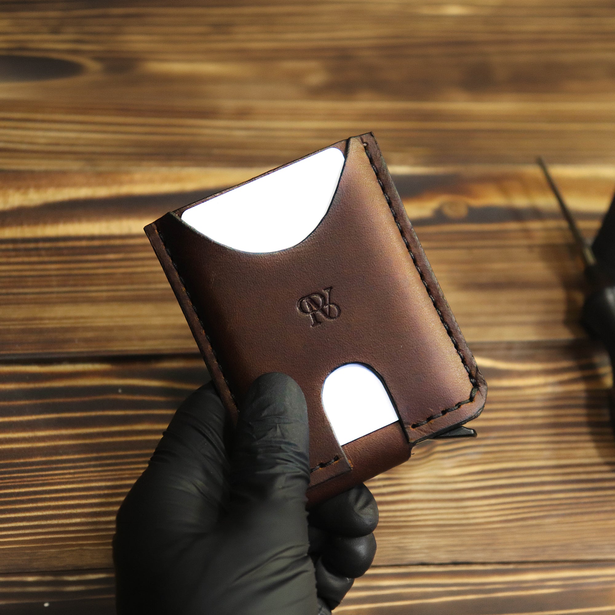 RHOVELLE ARC — Pop-Up Card Holder