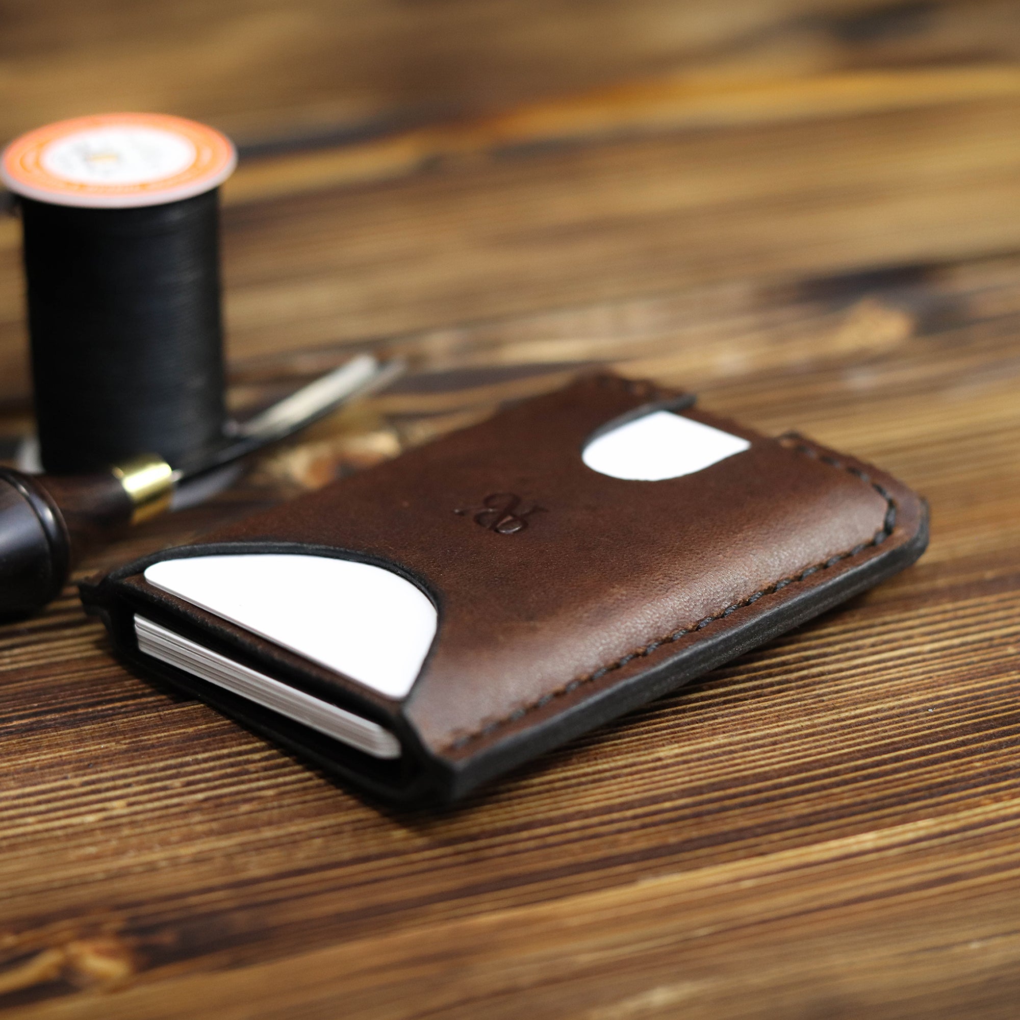 RHOVELLE ARC — Pop-Up Card Holder